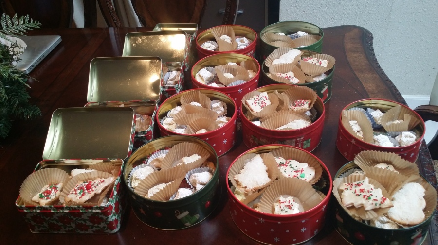 Holiday DIY Cookie Box Gifts